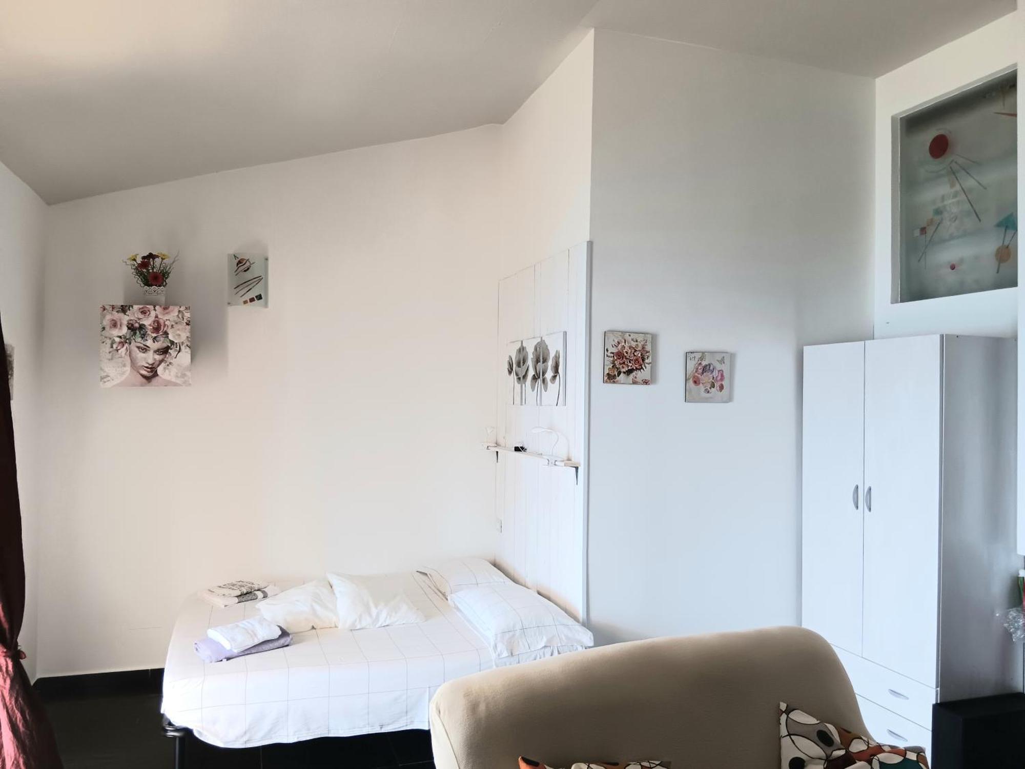 Framavi Villa Чефалу Стая снимка